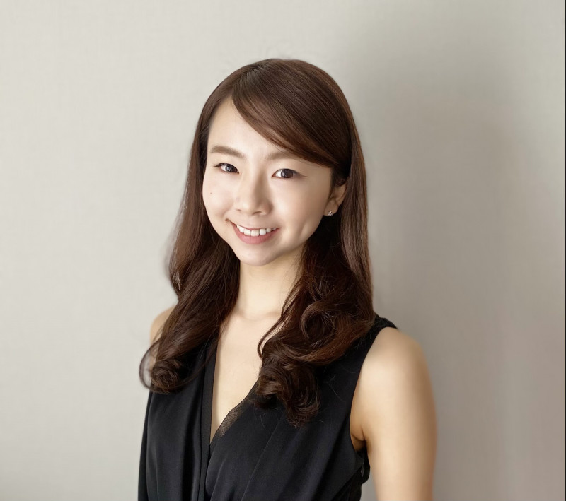 高谷玲奈